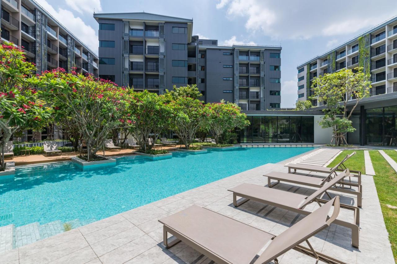 Ferienwohnung Blossom Sathorn By Plearn Bangkok Exterior foto
